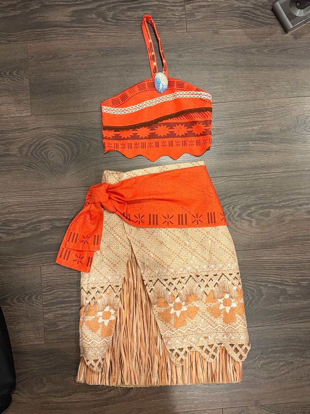 Moana Costume Skirt and Top Disney Store size 5/6